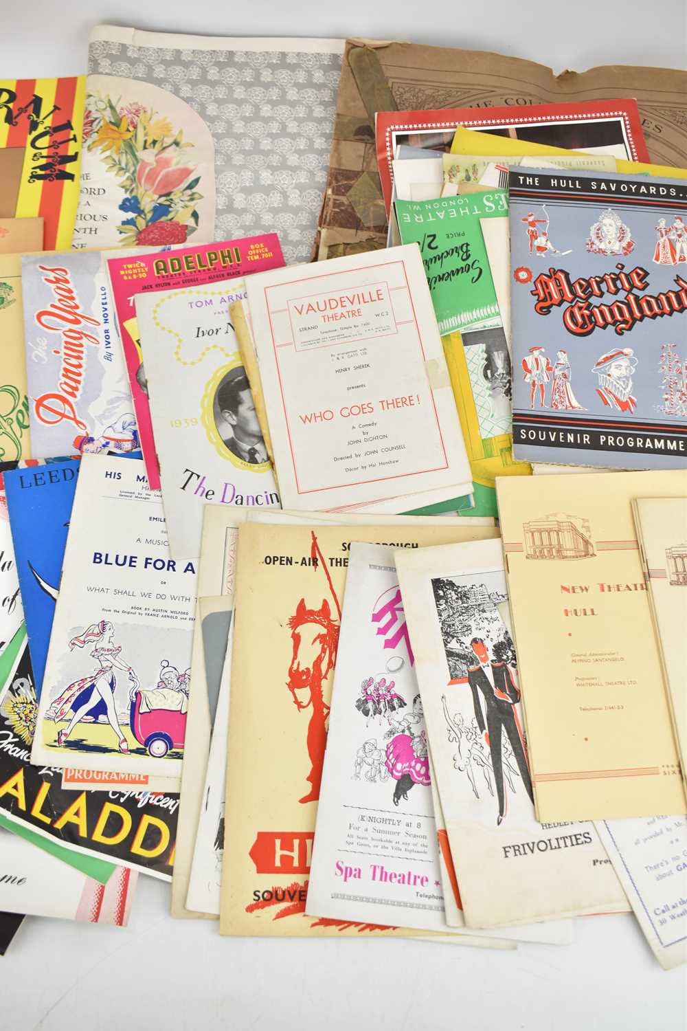 Ephemera to include various movie, theatre and ballet programmes from 1950s to current period. - Image 5 of 6