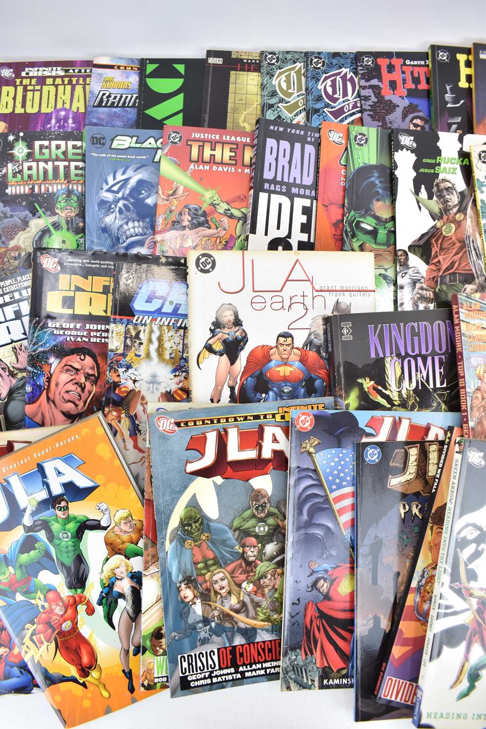 DC COMICS; approximately 125 mixed comics to include sixty 'Crisis', 'JLA', 'Countdown to Final - Image 3 of 9