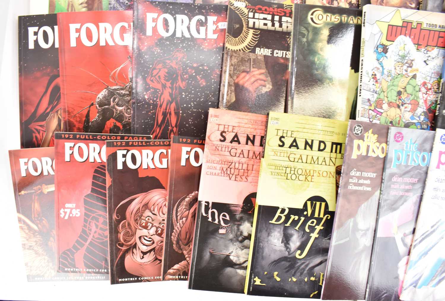 Approximately seventy-two mixed comic books to include 'Forge', 'World Warcraft', 'Matrix', ' - Image 7 of 10