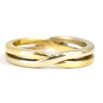 A 9ct gold two-colour crossover band ring, size O, approx. 4.5g.