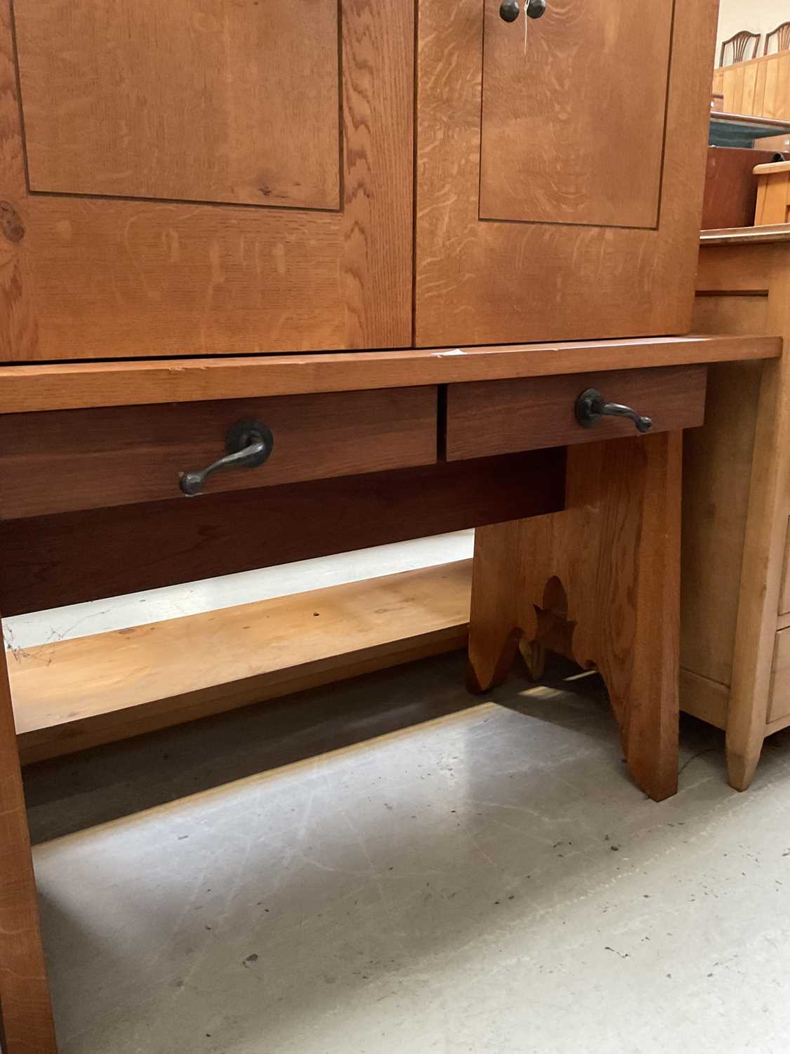 A modern oak cupboard on stand, with two short drawers, with naturalistic style wrought ironwork - Bild 4 aus 5