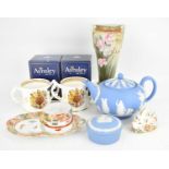 A collectors' lot of mixed ceramics comprising Royal Crown Derby, Meadow Rabbit, Collectors Guild