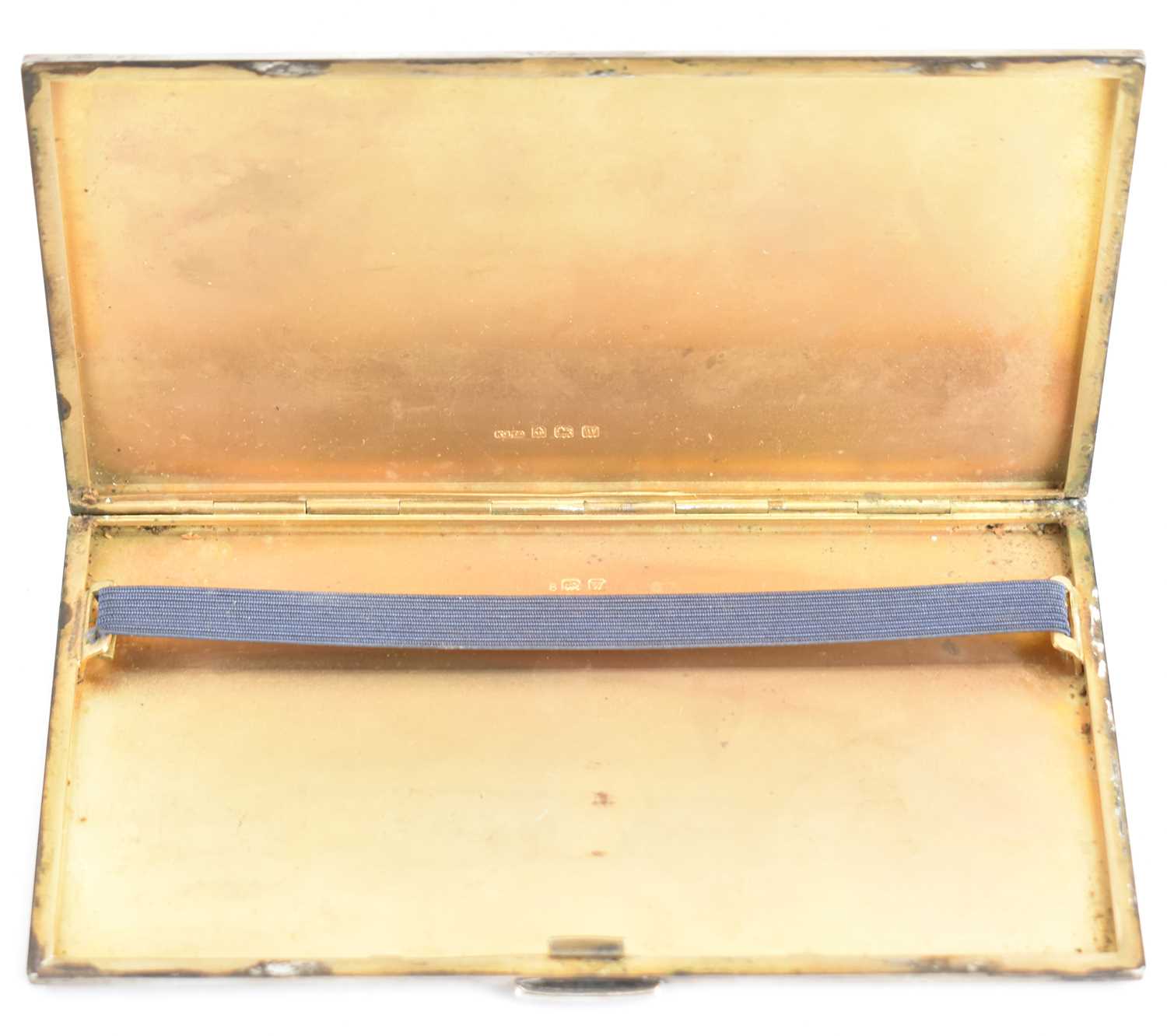 KENNART LTD; a large George VI hallmarked silver cigarette case with engine turned Art Deco style - Image 2 of 4
