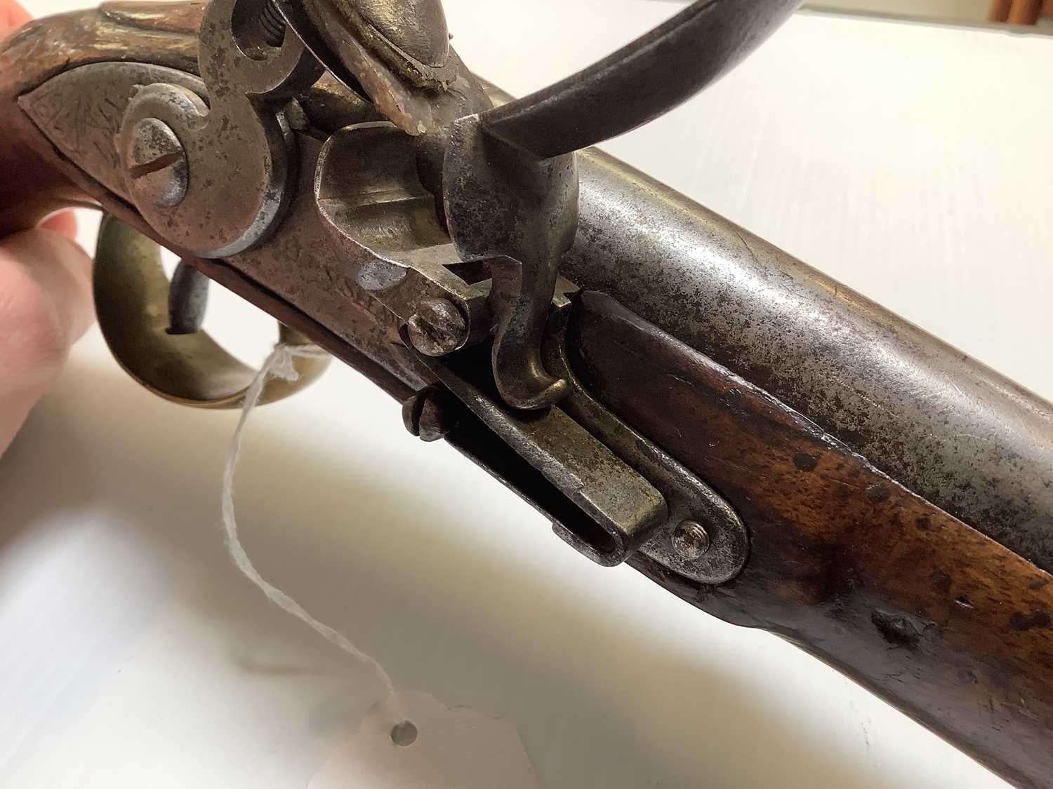 HENSHAW; a late 18th century 15 bore flintlock cavalry pistol, 9.5" barrel stamped with various - Image 4 of 7