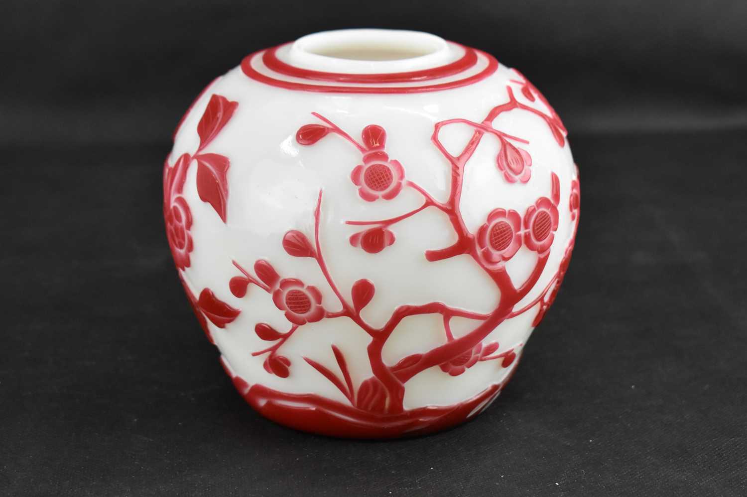 A Chinese red overlay Peking vase of bulbous shape decorated with cherry blossom, unmarked, 13 x - Image 2 of 4