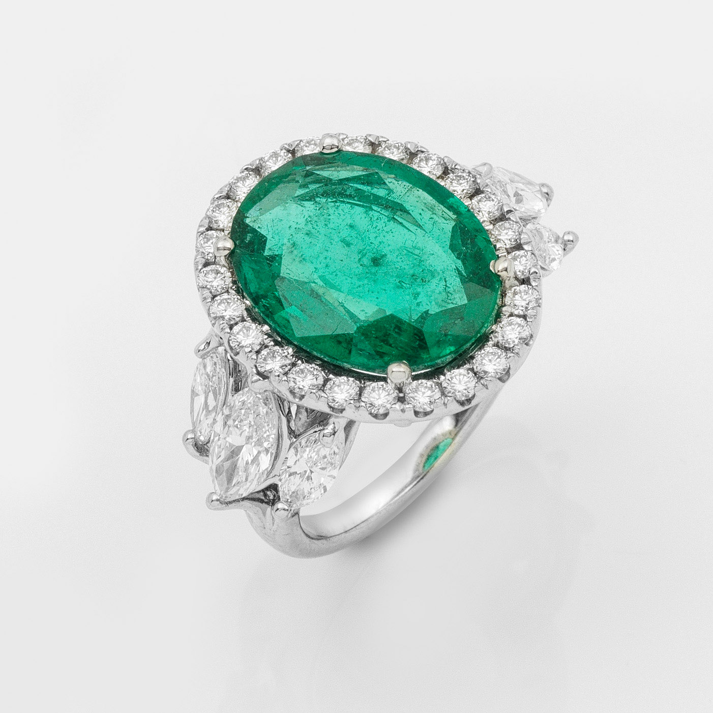 Prachtvoller Sambia-Smaragd-Brillantring