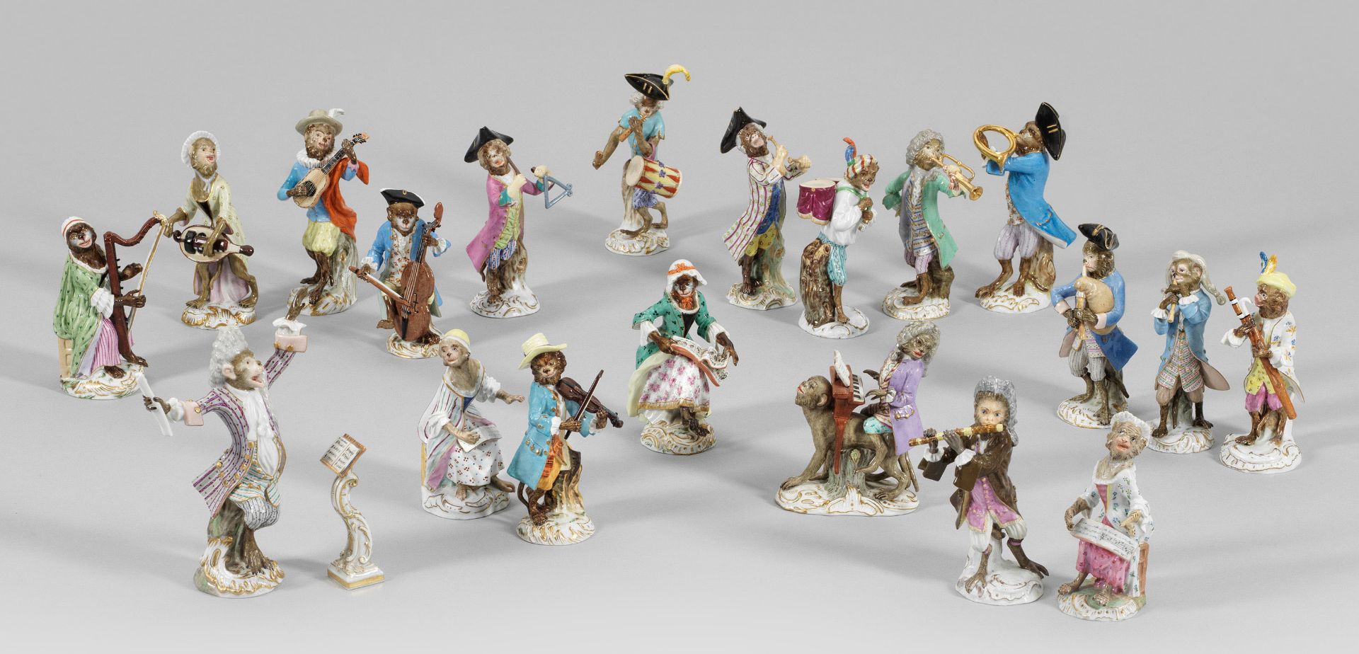 Sammlung von Figuren aus der Meissen Affenkapelle