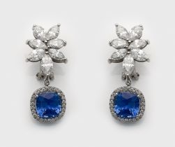Paar glamouröse Ceylon-Saphir-Diamant-Ohrgehänge