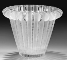 "Royat"-Vase von Lalique