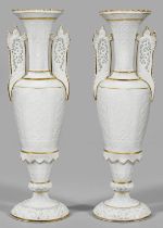 Seltenes Vasenpaar im maurischen Stil