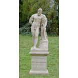 Herkules Farnese als große Parkskulptur