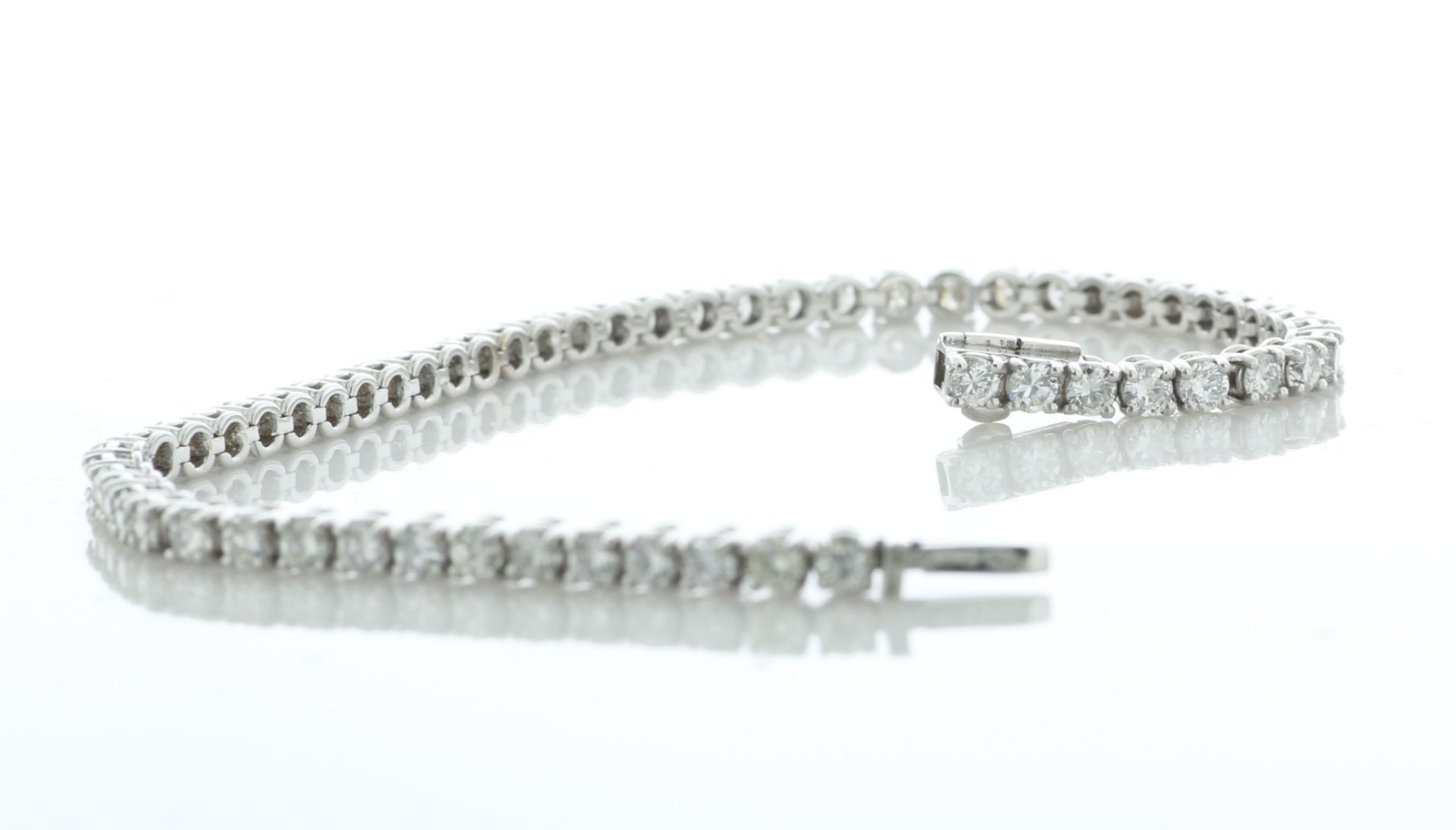 18ct White Gold Tennis Diamond Bracelet 4.60 Carats - Valued By IDI £17,365.00 - Fifty eight round - Image 3 of 5
