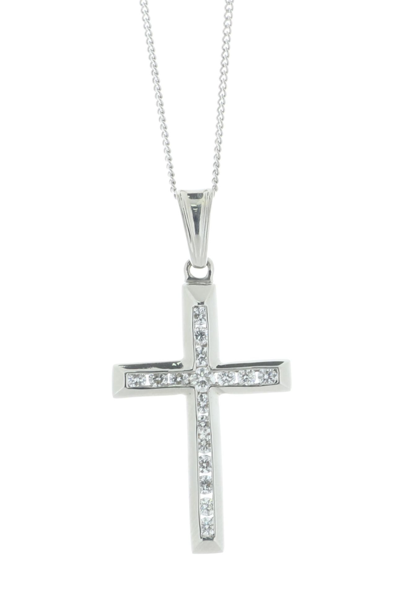 10ct Gold Cross Diamond Pendant And 18" Chain 0.60 Carats - Valued By AGI £3,770.00 - A gorgeous