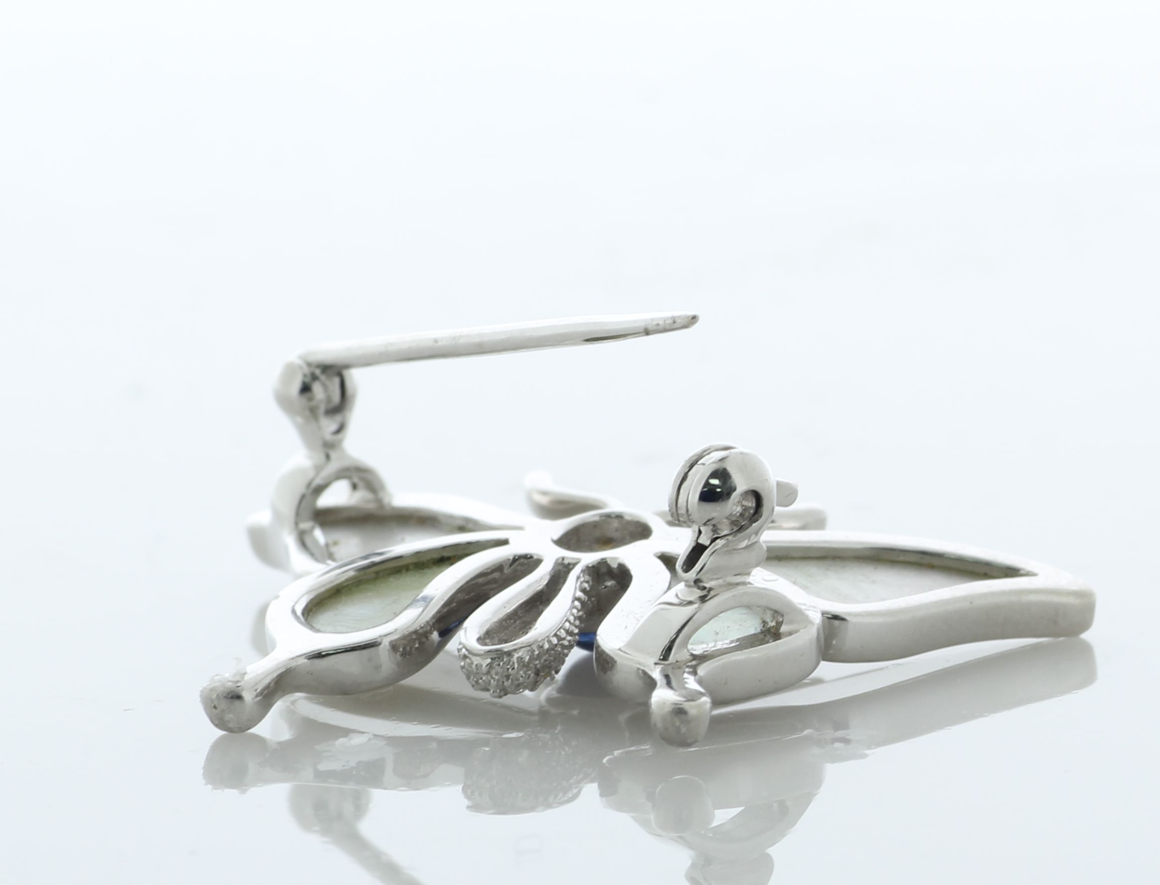 18ct White Gold Diamond Sapphire And Mother of Pearl Brooch 0.10 Carats - Valued By AGI £4,950. - Image 3 of 4