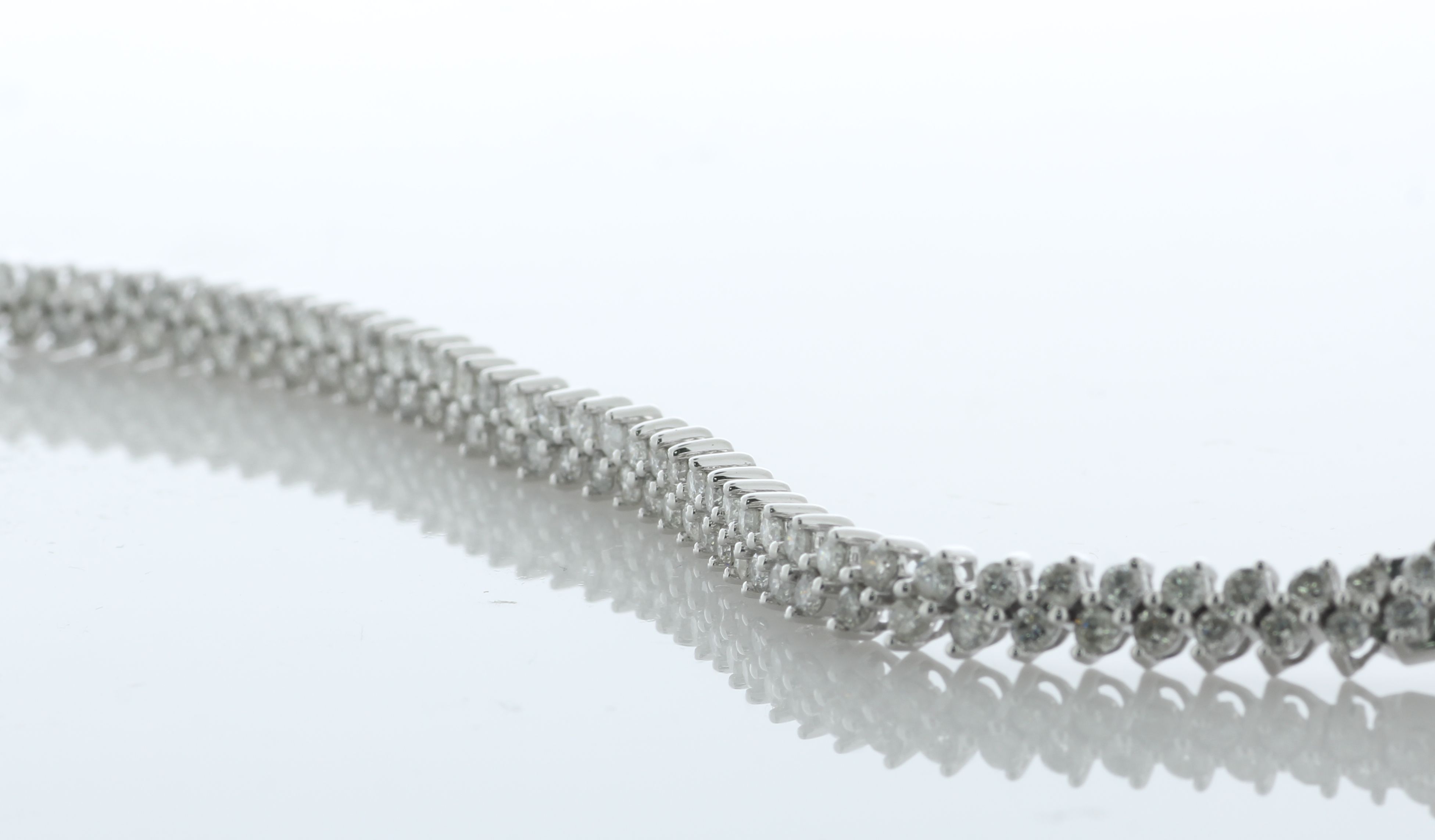 10ct White Gold Diamond Tennis Bracelet 5.00 Carats - Valued By AGI £11,360.00 - Sixty six links - Image 5 of 6