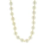 9ct Yellow Gold 16" Ladies Dress 5.5mm Pearl Necklet - Valued By AGI £1,010.00 - 16" pearl