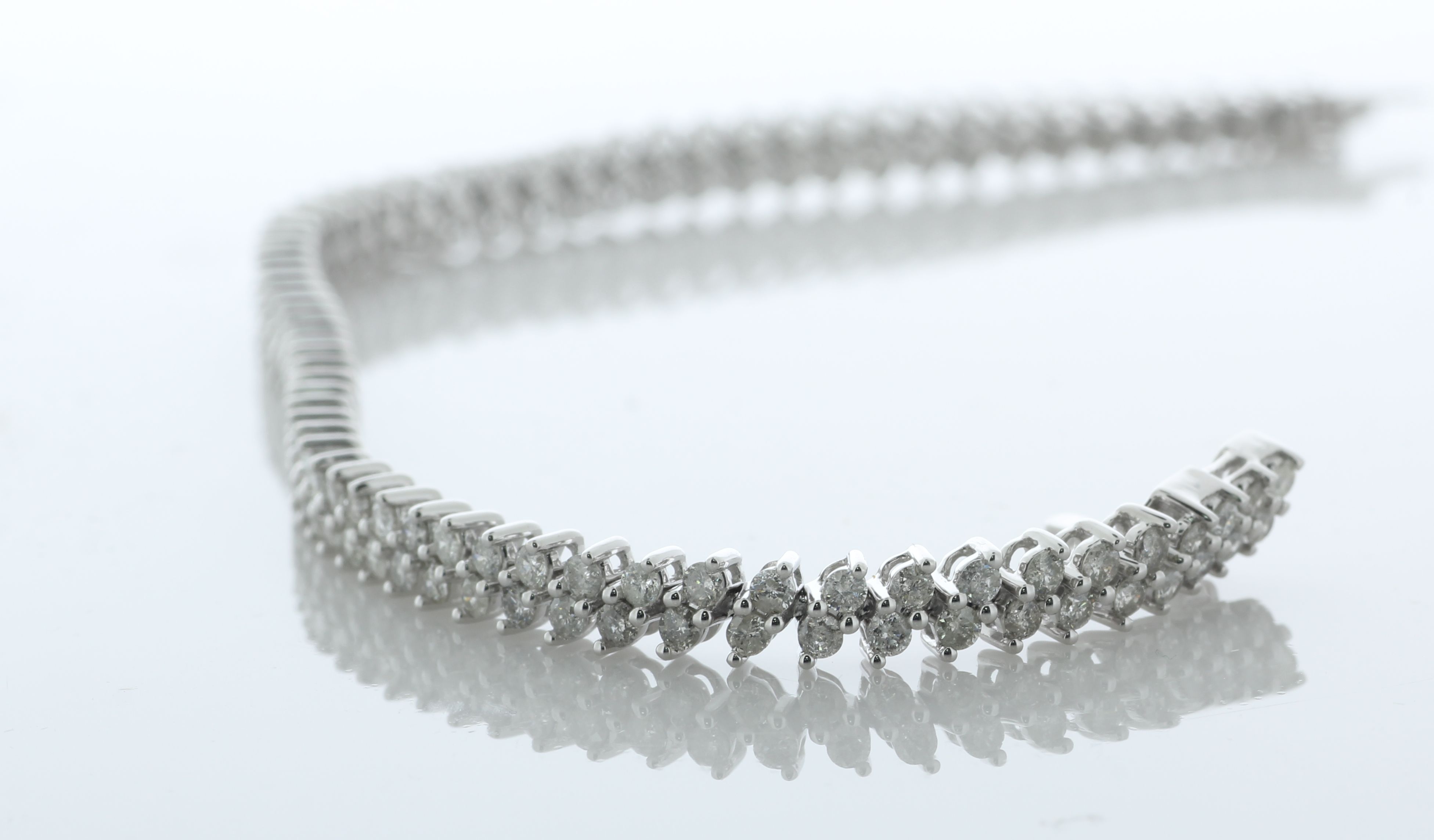 10ct White Gold Diamond Tennis Bracelet 5.00 Carats - Valued By AGI £11,360.00 - Sixty six links - Image 3 of 6