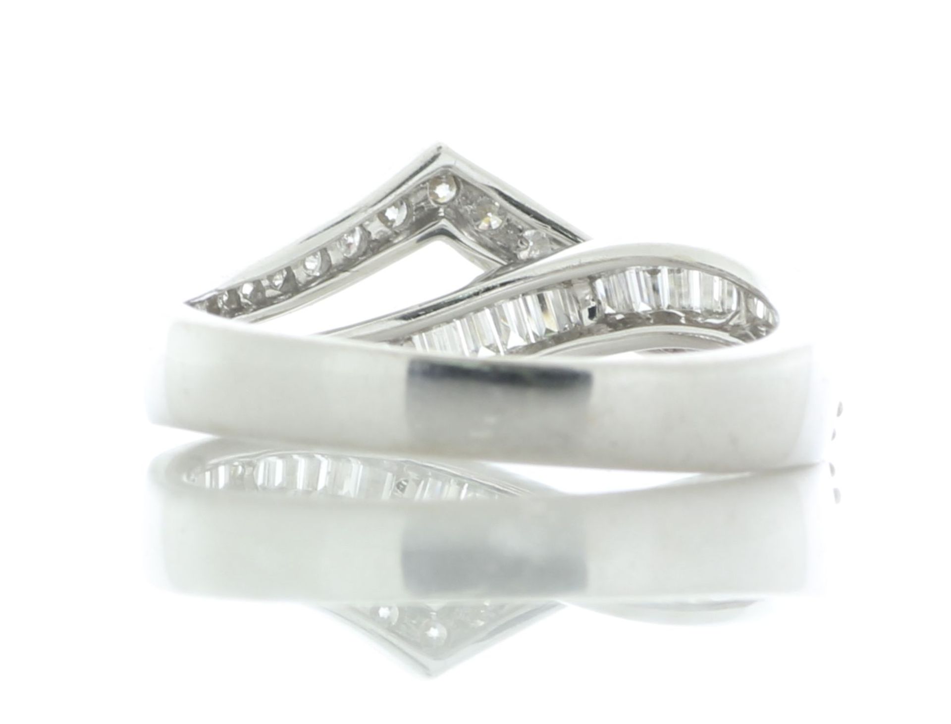 18ct White Gold Ladies Dress Diamond Ring 0.75 Carats - Image 4 of 5