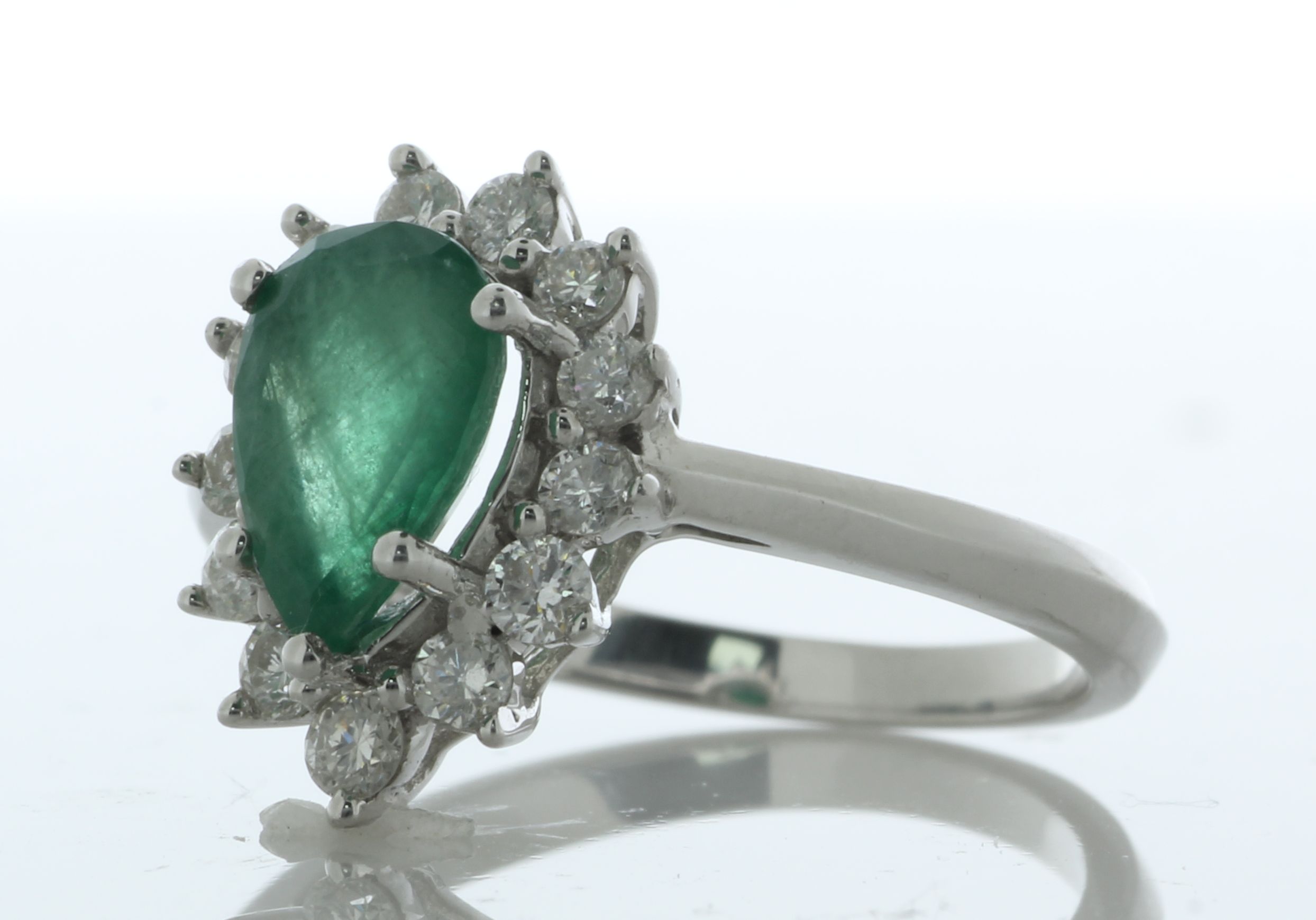 9ct White Gold Pear Cluster Diamond And Emerald Ring (E1.00) 0.50 Carats - Image 2 of 4