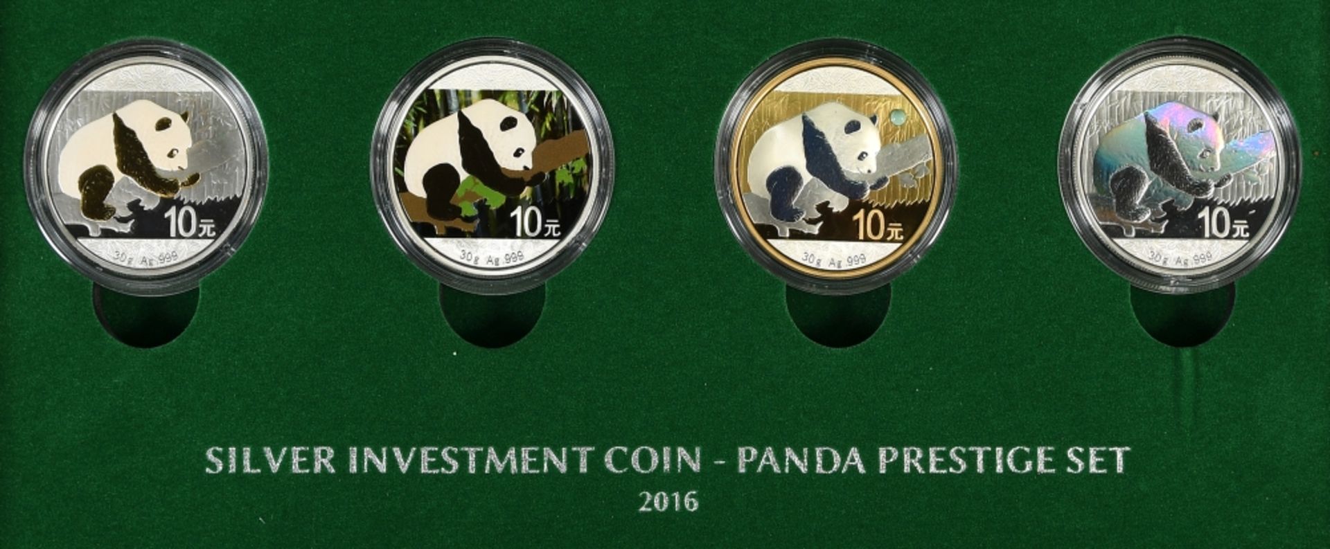 Münzen, 4 Stück - Silbermünzen "Silver Investment Coin - Panda Prestige Set 2016"