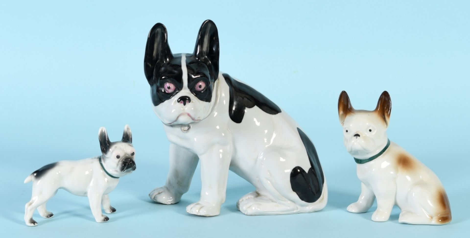 Figuren, 3 Stück - Bulldoggen