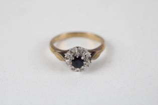 9ct gold sapphire & diamond cluster ring (2.8g) Size M