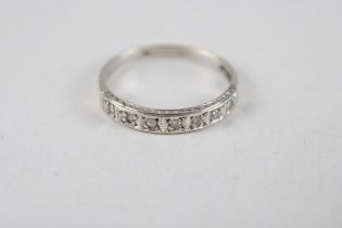 9ct gold diamond half eternity ring (1.8g) Size N