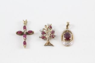 3x 9ct gold ruby & diamond pendants (3.4g)