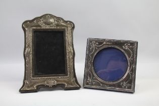 2 x Vintage Hallmarked .925 Sterling Silver Photograph Frames (469g) // In vintage condition Signs