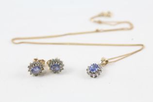2x 9ct gold sapphire & diamond cluster earrings & necklace set (3.1g)
