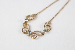 9ct gold aquamarine & diamond necklace (4.9g)