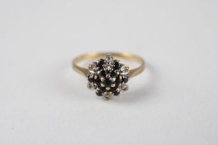 9ct gold sapphire & diamond cluster ring (1.5g) Size I