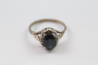 9ct gold sapphire & diamond cluster ring (2.7g) Size N