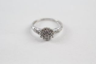 9ct gold diamond cluster ring (2.2g) Size N