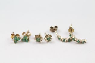 3x 9ct gold emerald earrings (2.5g)