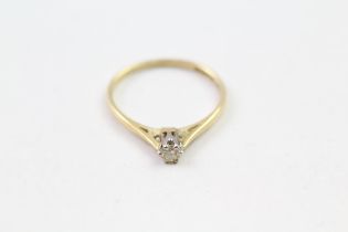 9ct gold diamond solitaire ring (1.8g) Size P 1/2