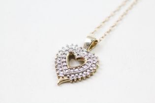 9ct gold diamond heart shaped pendant & chain (4.1g)