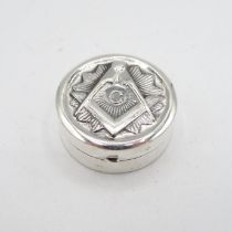 HM 925 Sterling Silver Masonic Pill Box in perfect condition lid shuts tightly (13.4g) 30mm dia.