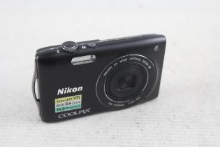 Nikon Coolpix S3300 DIGITAL COMPACT CAMERA w/ Original Box & Cables WORKING // Nikon Coolpix S3300