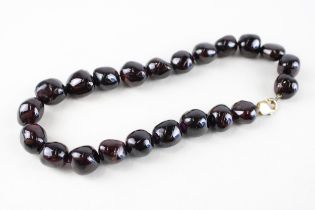 9ct gold naturally polished garnet substantial necklace (196.6g)