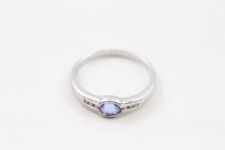 9ct white gold blue gemstone & diamond ring (1.8g)