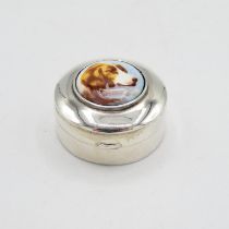 Round HM 925 Sterling Silver pill box with enamel insert showing Dog's head with brown ear (12.4g)