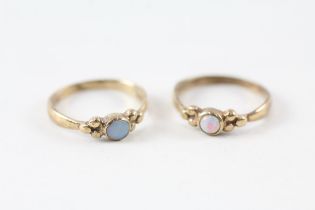 2x 9ct gold opal rings (3g) Size J 1/2 + J 1/2