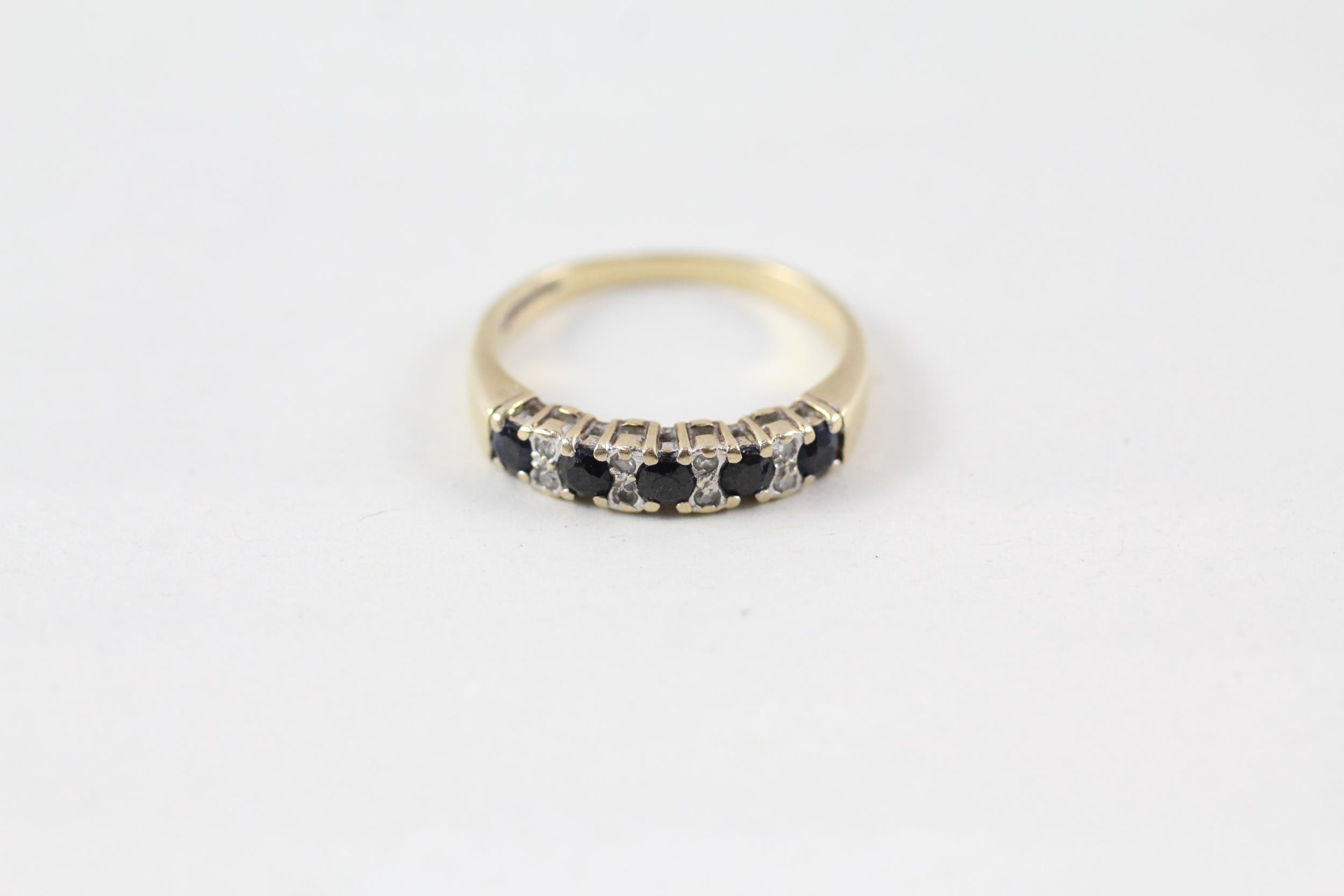 9ct gold sapphire & diamond half eternity ring (2.3g) Size O