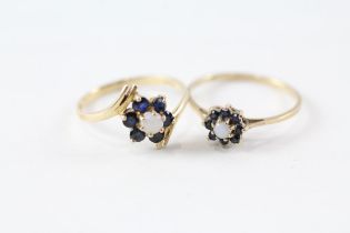 2x 9ct gold sapphire, opal cluster rings (2.5g) Size O + P