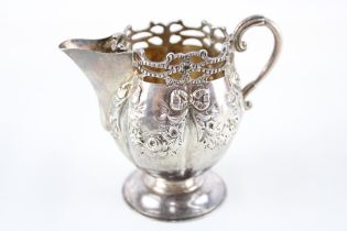 Antique Late Victorian Hallmarked 1900 London Sterling Silver Cream Jug (86g) // Maker - Mappin &