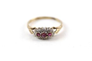 9ct gold ruby & white gemstone cluster ring (1.5g) Size O