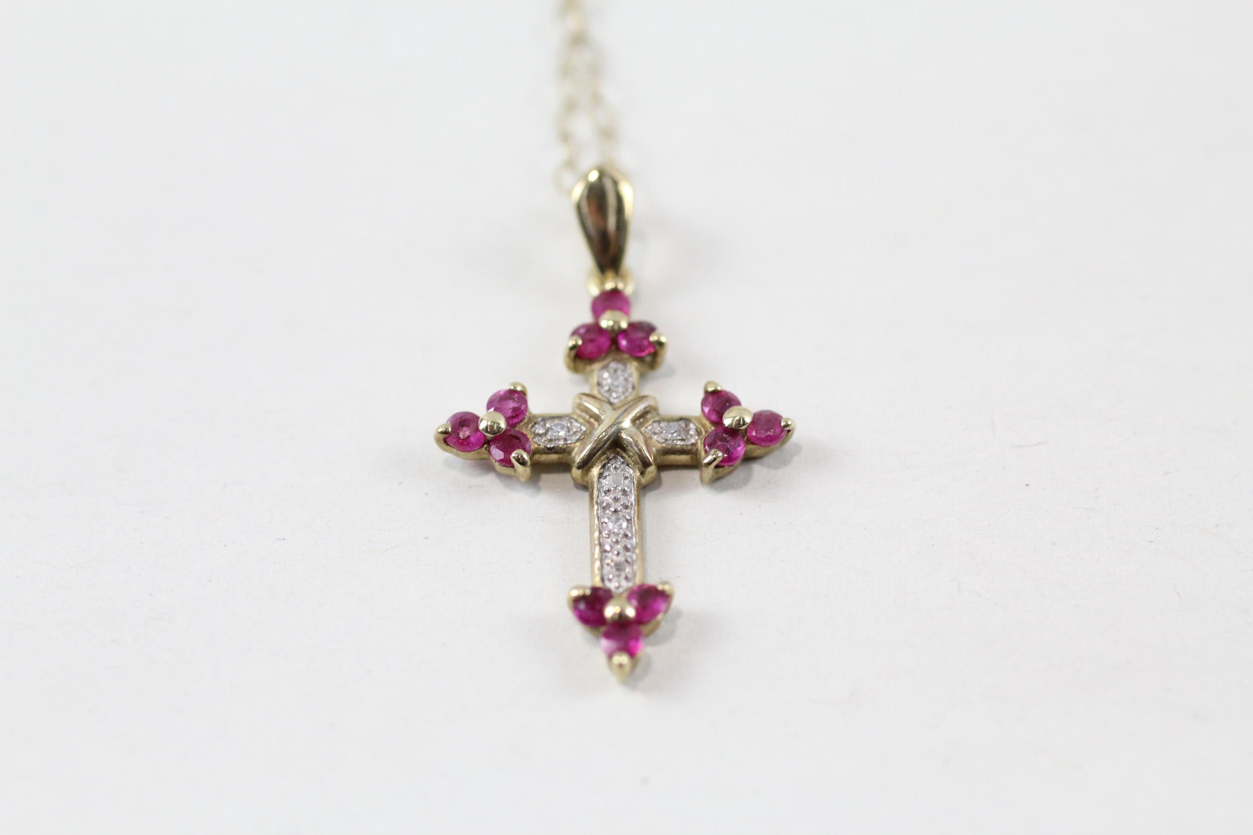 9ct gold ruby & diamond cross pendant & chain (1.8g) - Image 2 of 4
