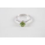 9ct gold peridot solitaire ring (2.3g) Size N