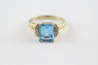 9ct gold blue topaz & diamond dress ring (2.6g) Size N